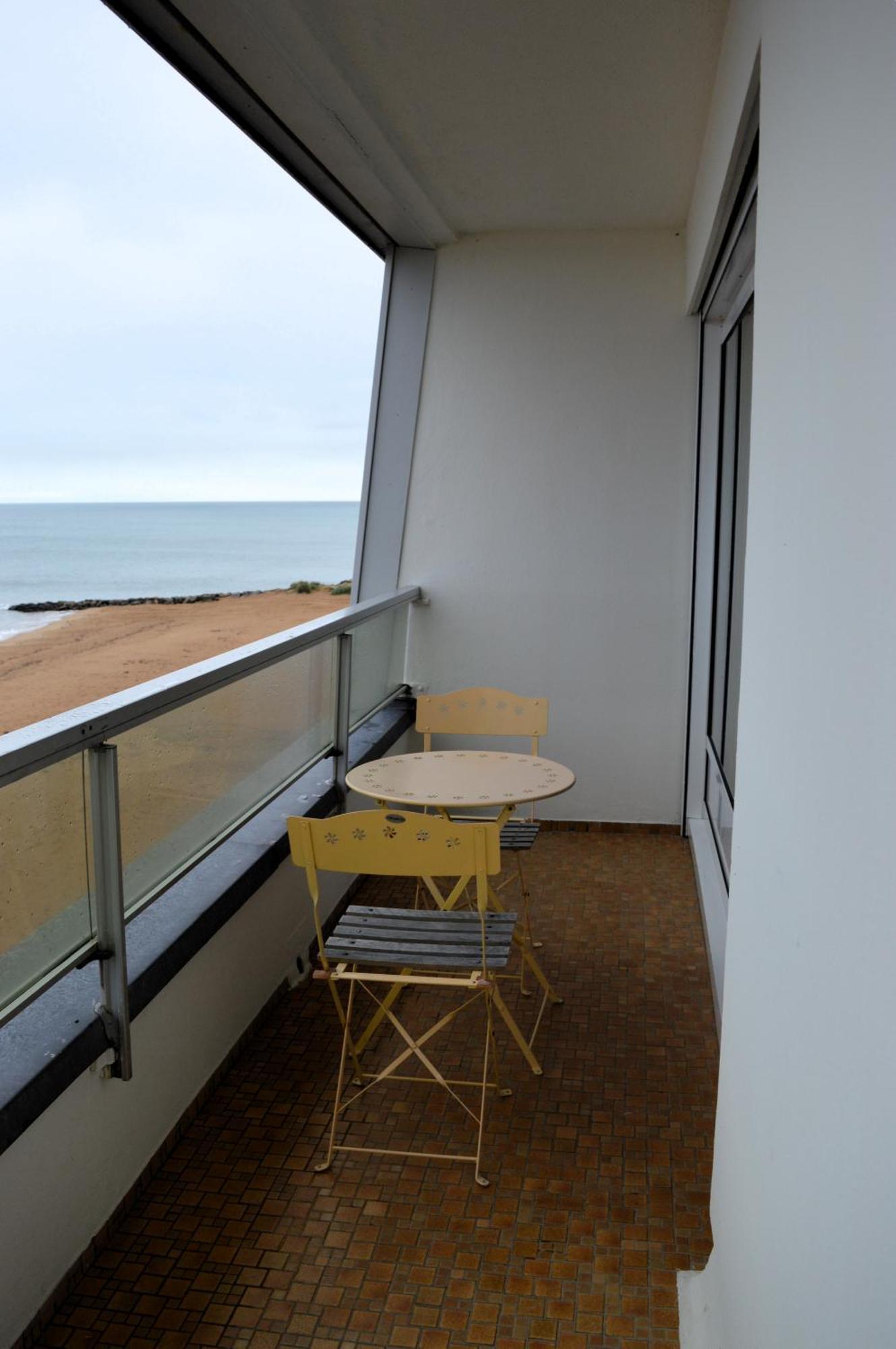 L'Esperluette - Magnifique Vue Mer Et Balcon Courseulles-sur-Mer Eksteriør billede